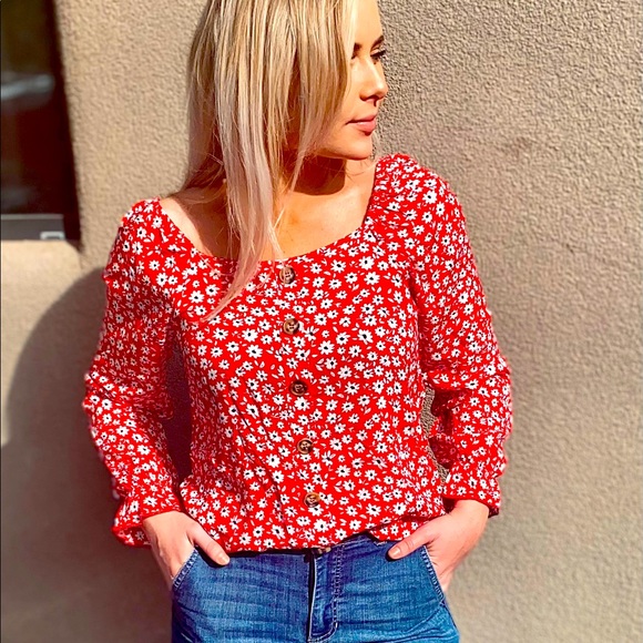 Red square neck button down loose top - Picture 1 of 2